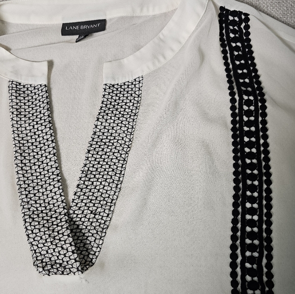 Lane Bryant Black and White Embroidered Sheer Bohemian Blouse Plus Size 26/28 - Picture 14 of 16